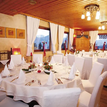 Han/Misafirhane Landgasthof Ploschenberg Kottmannsdorf